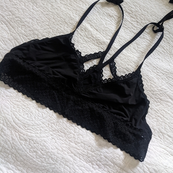 AERIE Black Lace Bralette Wireless Tie Straps M Dark Coquette lingerie - Picture 6 of 7